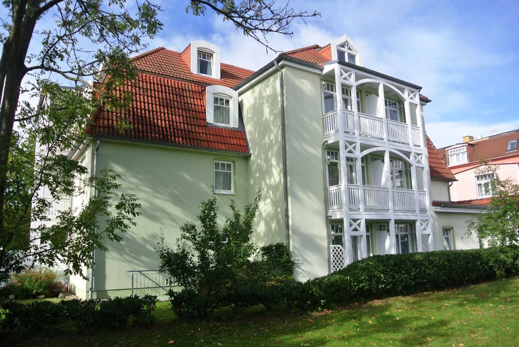 Hotel Rosenhof Ostseebad Kühlungsborn Exteriör bild