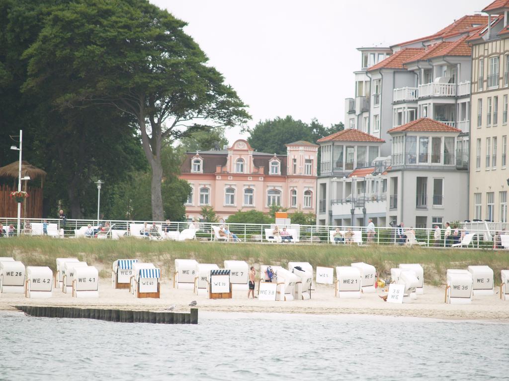 Hotel Rosenhof Ostseebad Kühlungsborn Exteriör bild